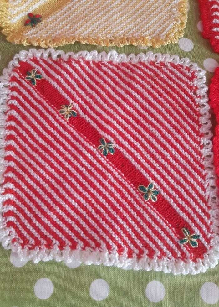 16 YA 16/17 E 17 EBATLARINDA ÖRGÜ PECETELER - Görsel 4