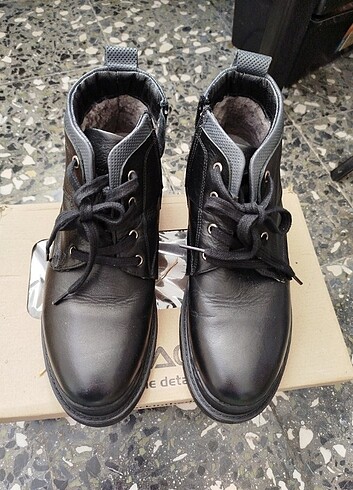 41  NUMARA HAKİKİ DERİ BOT - Görsel 4