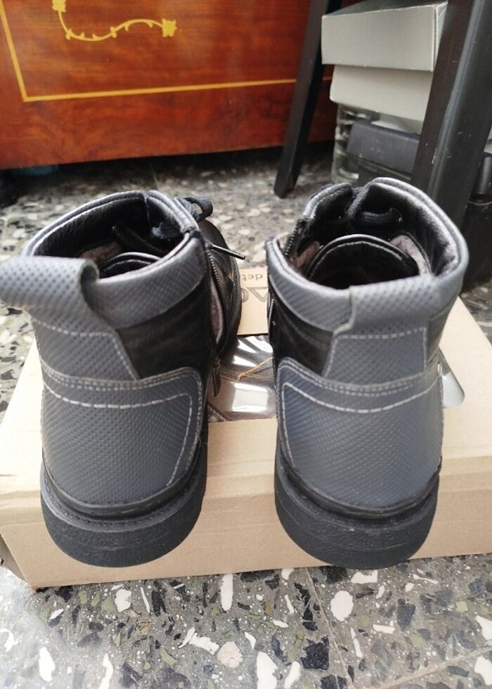 41  NUMARA HAKİKİ DERİ BOT - Görsel 2