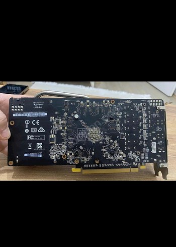 MSI 570 8gb ekran kartı - Görsel 2