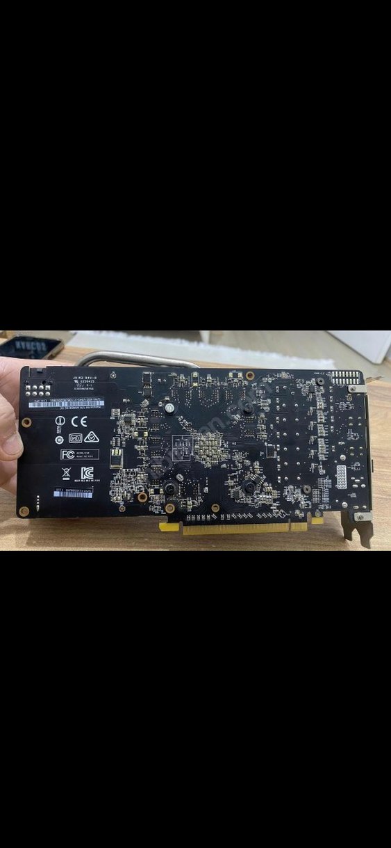 MSI 570 8gb ekran kartı - Görsel 2