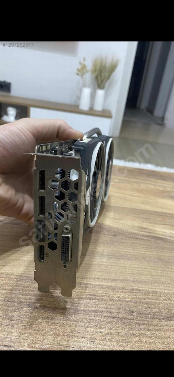 MSI 570 8gb ekran kartı - Görsel 3