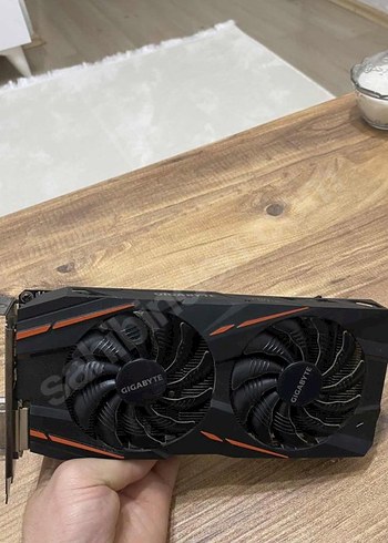 Gigabyte rx 590 8gb ekran kartı - Görsel 4