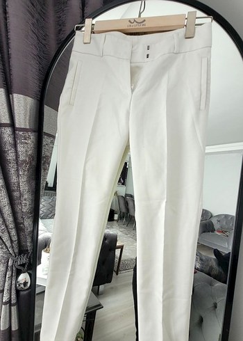 36 Beden beyaz Renk Beyaz Regular Fit Midi Kumaş Pantolon