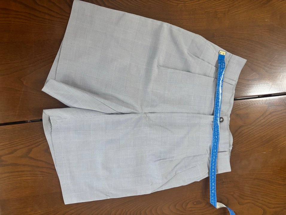 Gri Kemerli kadın Şort - Görsel 2