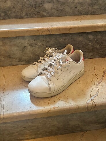 Orjinal Adidas spor ayakkabı