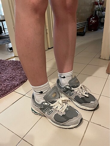 37 Beden New Balance 2002R