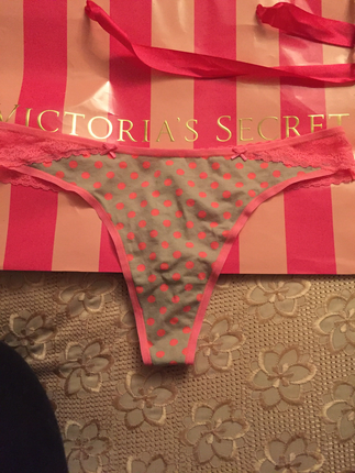 victoria's secret string L beden 