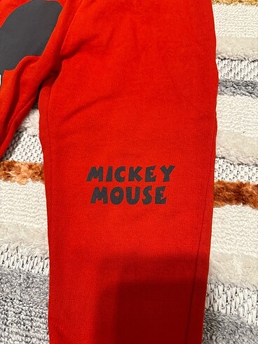 24-36 Ay Beden kırmızı Renk Mickey mouse eşofman altı kırmızı