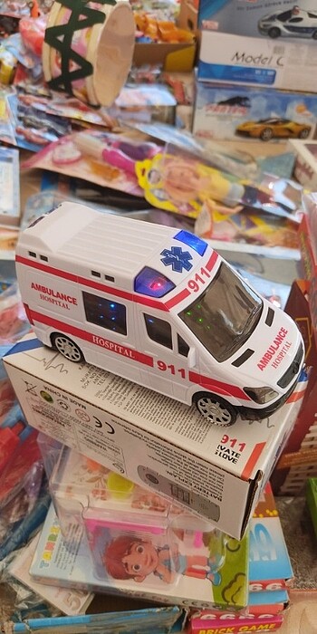 Ambulans sesli ışıklı