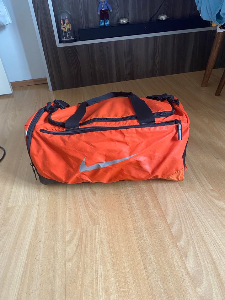 Turuncu Fermuarlı Erkek Spor Çantası - Görsel 2