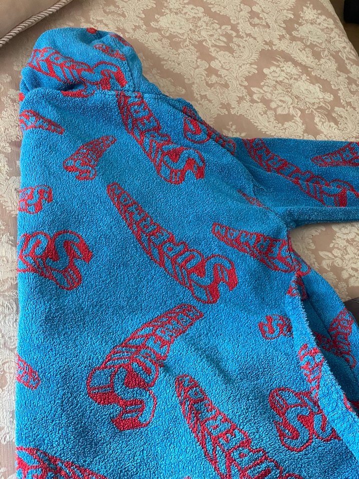 Kapüşonlu Erkek Çocuk Renkli Bornoz - Görsel 4