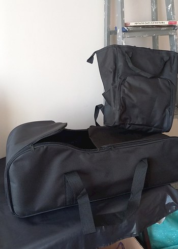 ana kucağı ve çanta - Görsel 2