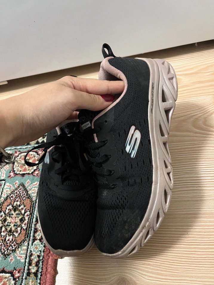 Siyah Bağcıklı Kadın Spor Ayakkabı - Görsel 3