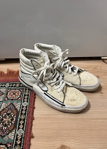Vans 44