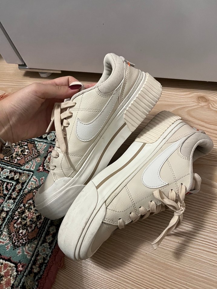 Bej Platform Topuklu Bağcıklı Kadın Spor Ayakkabı - Görsel 4