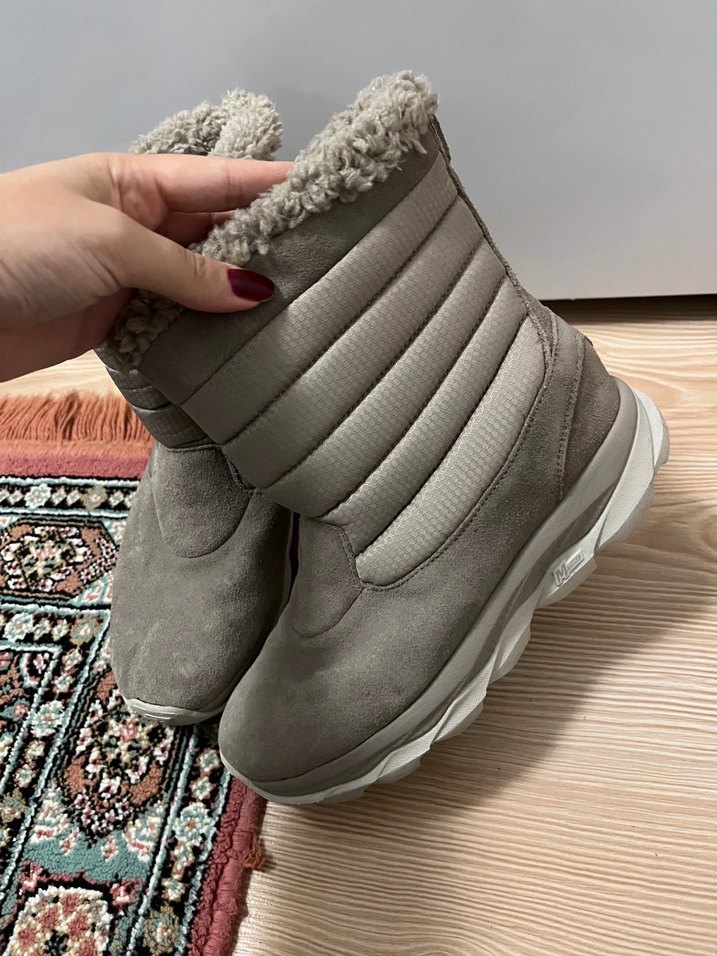 Bej Kadın Peluş Detaylı Dolgu Topuk Bot - Görsel 3