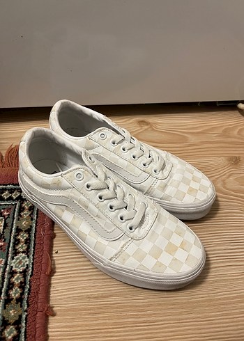Vans 37