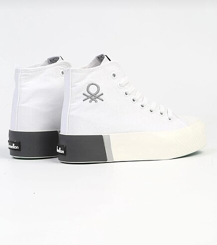 Benetton Converse