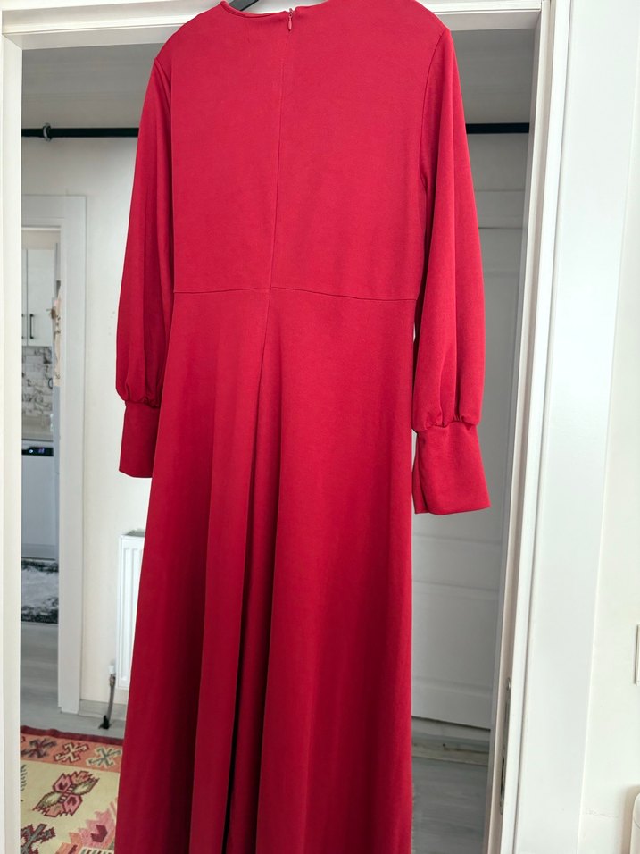 Kırmızı Uzun Kollu Uzun Elbise - Görsel 5