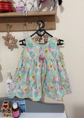 Çiçek Desenli Kolsuz Kız Elbisesi - Görsel 3