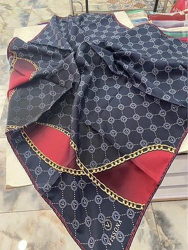 Vissona twill ipek eşarp