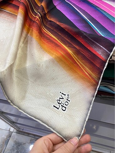 Diğer Levidor twill ipek eşarp