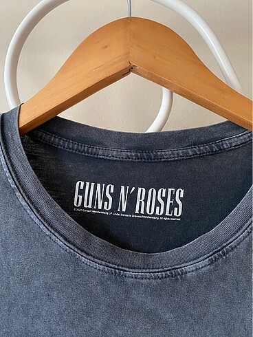 s Beden Stradivarius Guns N roses tişört