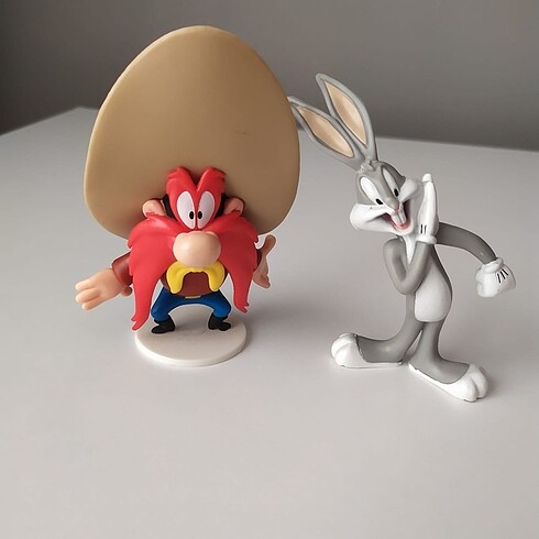  Beden Looney Tunes Figür