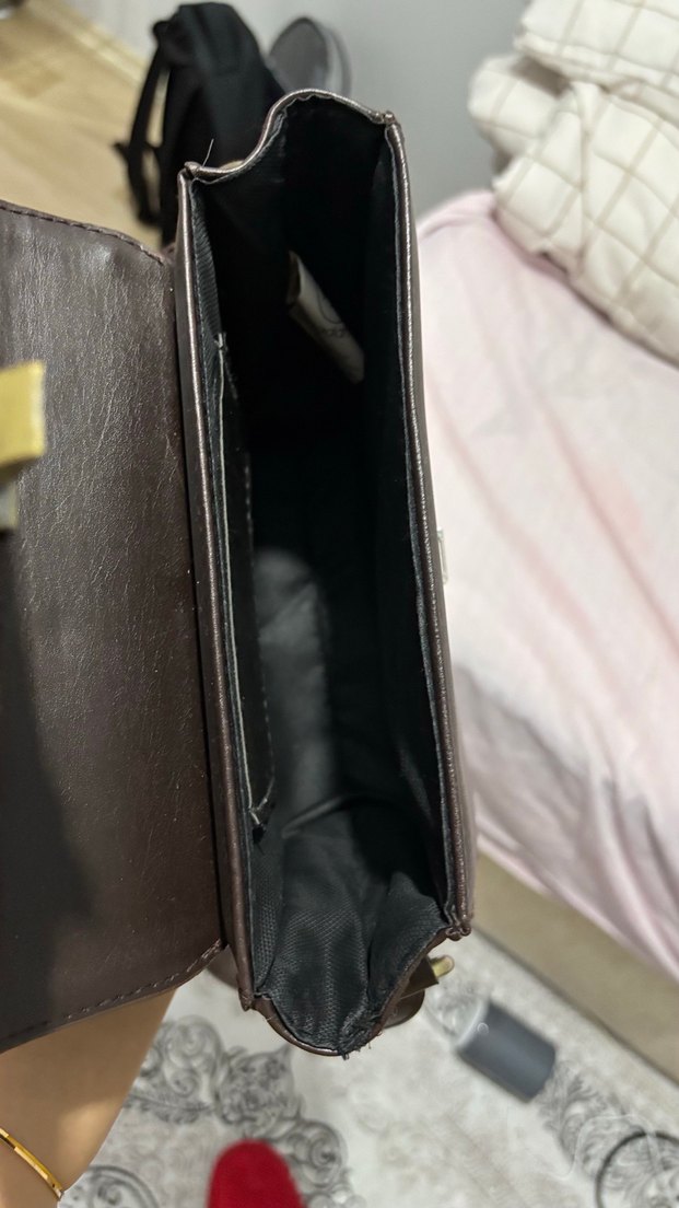 Kahverengi Deri Tokalı Kadın Çanta - Görsel 4