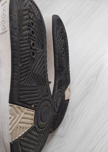 37 Beden Adidas Siyah Erkek Çocuk Spor Ayakkabısı