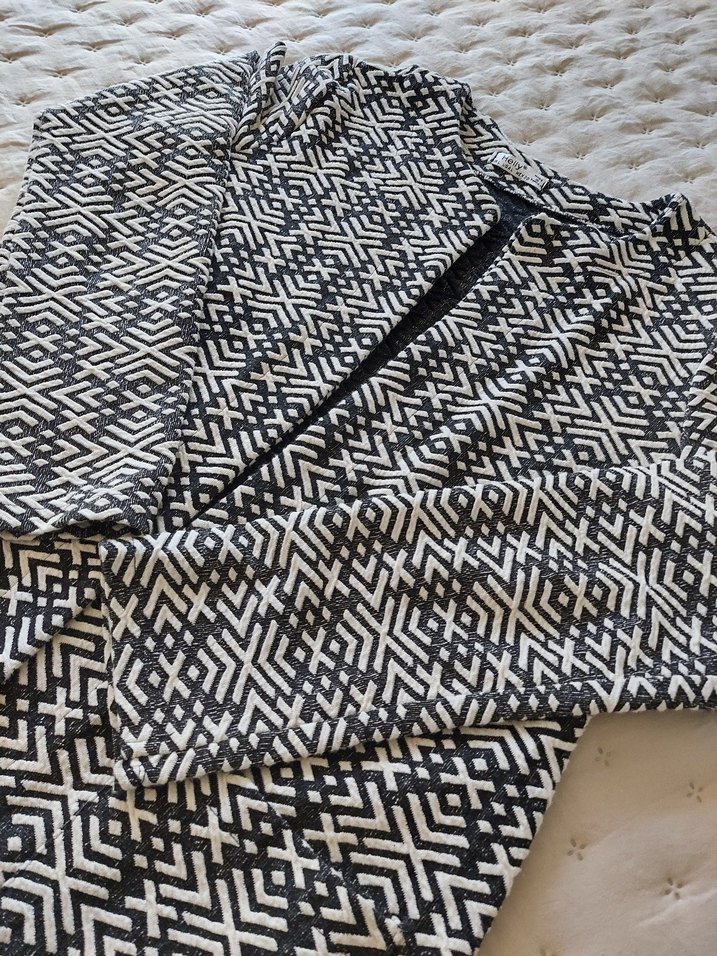 Örgü Detaylı Uzun Gri Desenli Kadın Kabı - Görsel 2