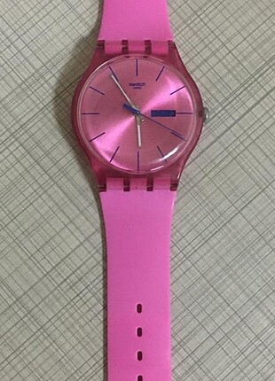 Swatch orijinal swatch saat az kullanılmış, pili yeni değişti, kutuyla 