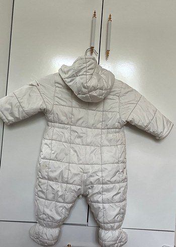 Bebek Beyaz Kapitone Tulum - Görsel 6