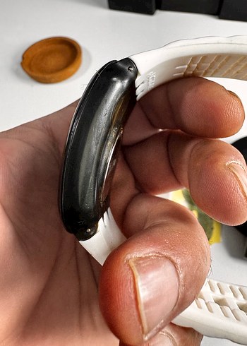 Beyaz Swatch Akıllı Saat - Görsel 2