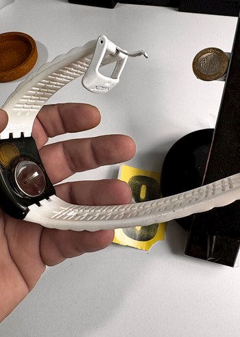 Beyaz Swatch Akıllı Saat - Görsel 7