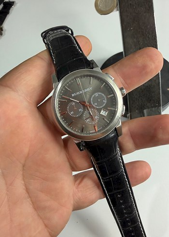 Burberry Orjinal Burberry Sikligi Gri Tonlu Deri Kayisli Saat