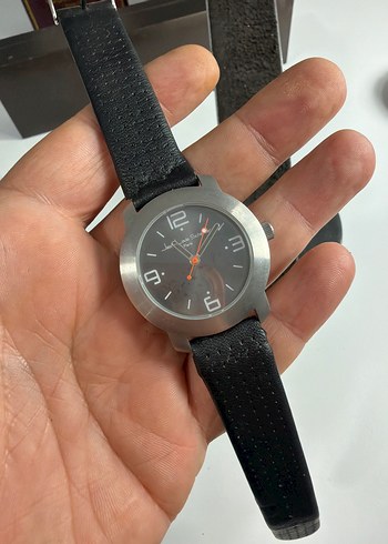 Casio Jean Lues Paris