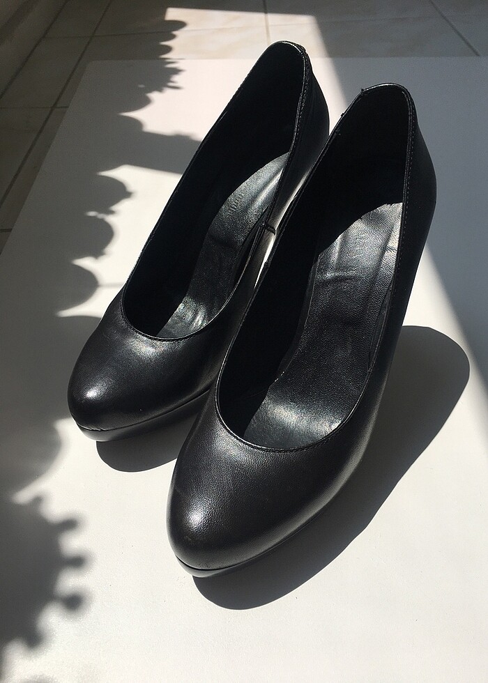 Topuklu ayakkabı - Görsel 2