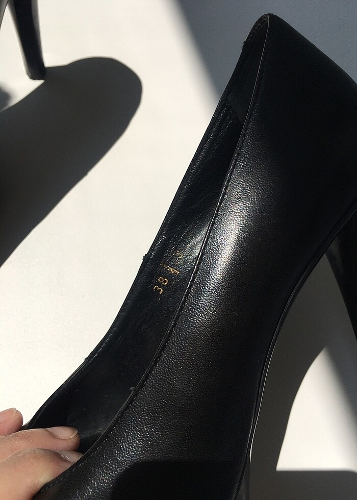 Topuklu ayakkabı - Görsel 4