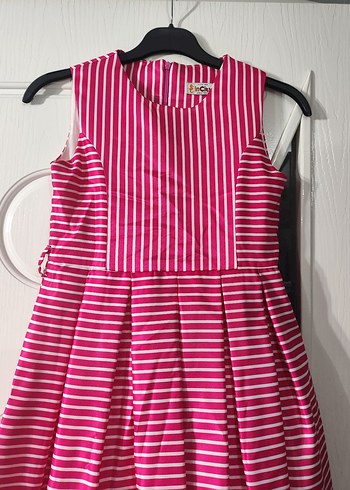 Pembe Çizgili Kolsuz Kız Elbisesi - Görsel 2