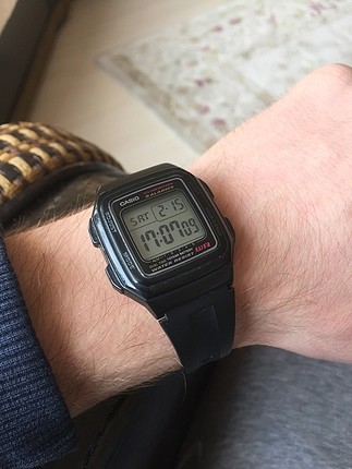 Casio Casio retro saat dijital