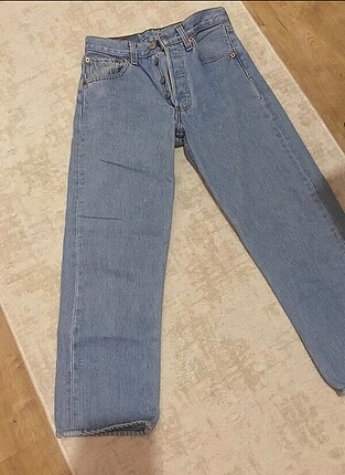 LEVİS KLASİK 501