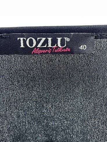 40 Beden siyah Renk Tozlu Gömlek %70 İndirimli.