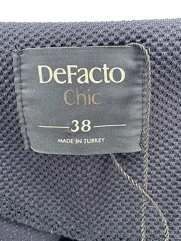 38 Beden siyah Renk Defacto Deri Ceket %70 İndirimli.