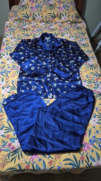 Saten pijama