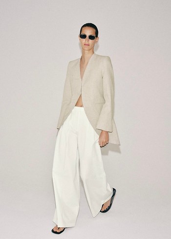 Zara Minimalist Ekru Blazer