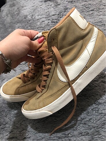 37,5 Beden kahverengi Renk Nike blazer