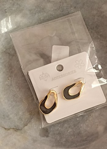 Beden altın Renk Minimalist Altın Renk Mini Küpeler