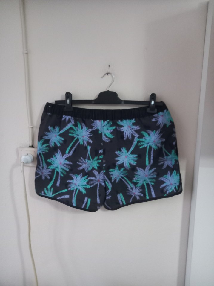 Decathlon Harika Renkli Plaj Şortu - Görsel 2